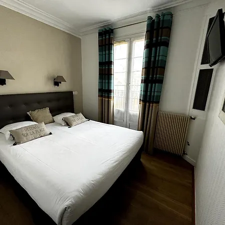Hotel L'amiral 3*
