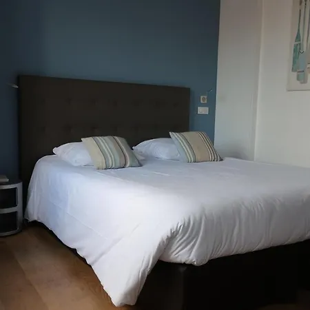 Hotel L'amiral 3*