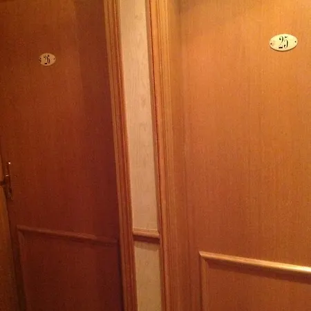 لاميرال باريس