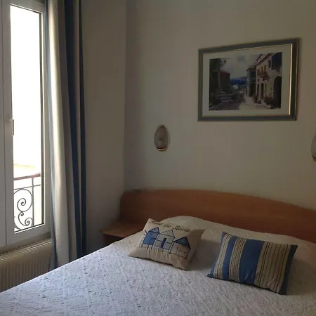 拉米拉尔酒店 3*