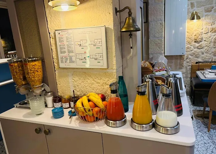 מלון L'amiral 3*