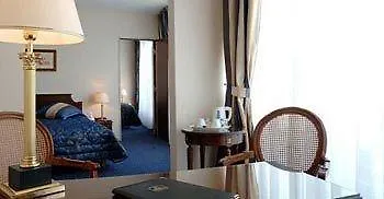 L'amiral Hotell 3*