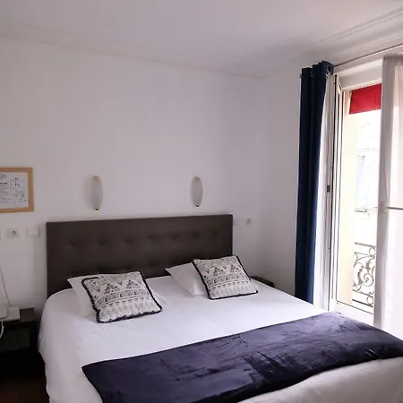 Hotell L'amiral 3*