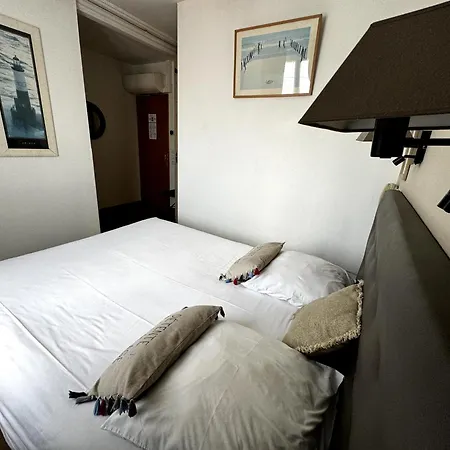 L'amiral 3* Париж